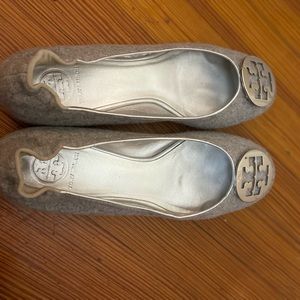 Tory Burch Reva Flat